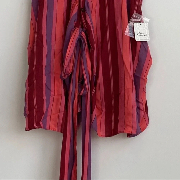 NWT Free People Mackenzie Wrap Button-Up Sleeveless Top
Floral Combo OB1314283 - Picture 5 of 12